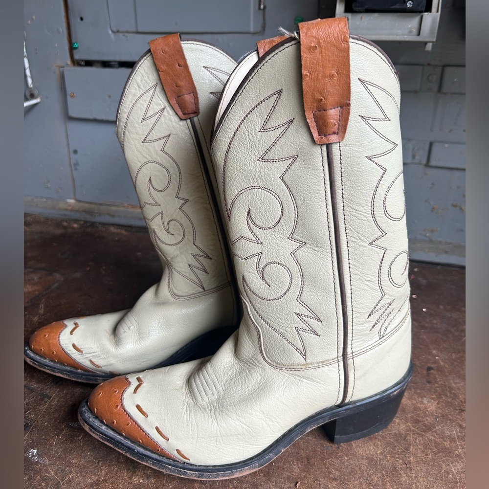 Old West Tan Leather Cowboy Boots